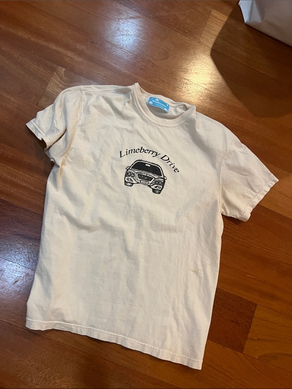 Cream Graphic Short-Sleeve Tee